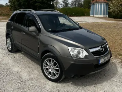 Opel Antara 2008 (miniatűr)