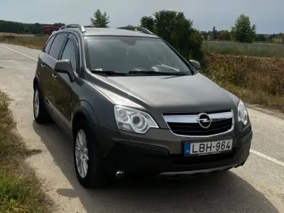 Opel Antara 2008 (miniatűr)
