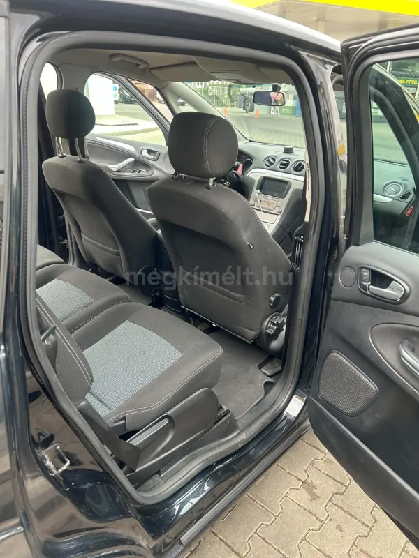 Ford S-Max 2010