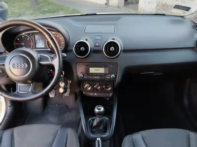 Audi A1 2011 (miniatűr)