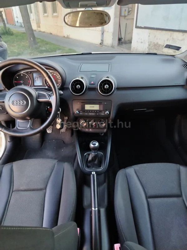 Audi A1 2011