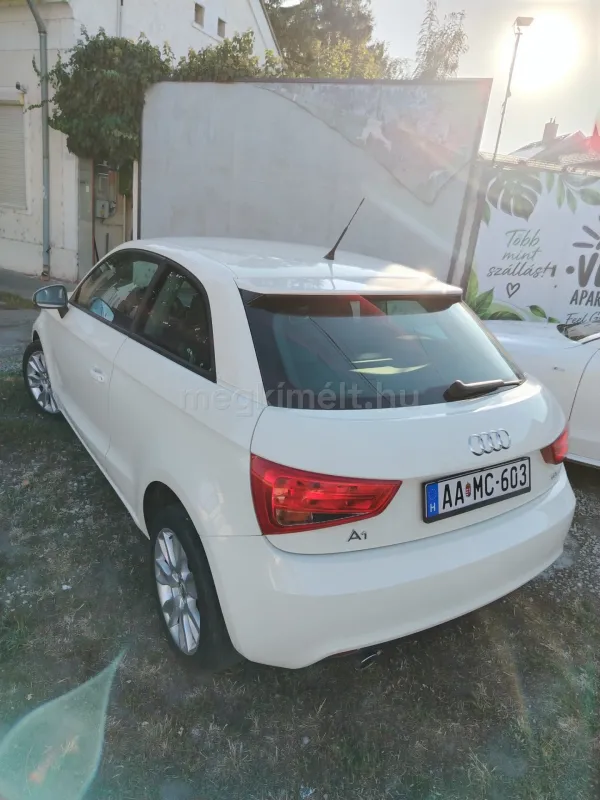 Audi A1 2011