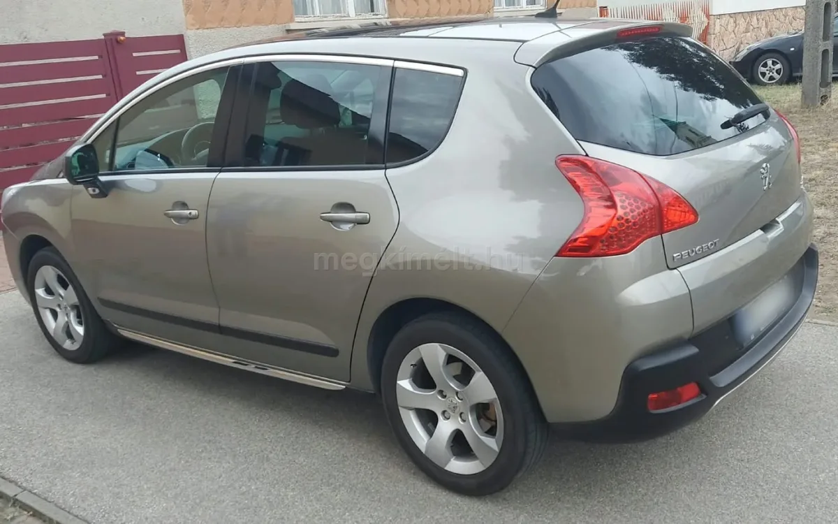 Peugeot 3008 2012