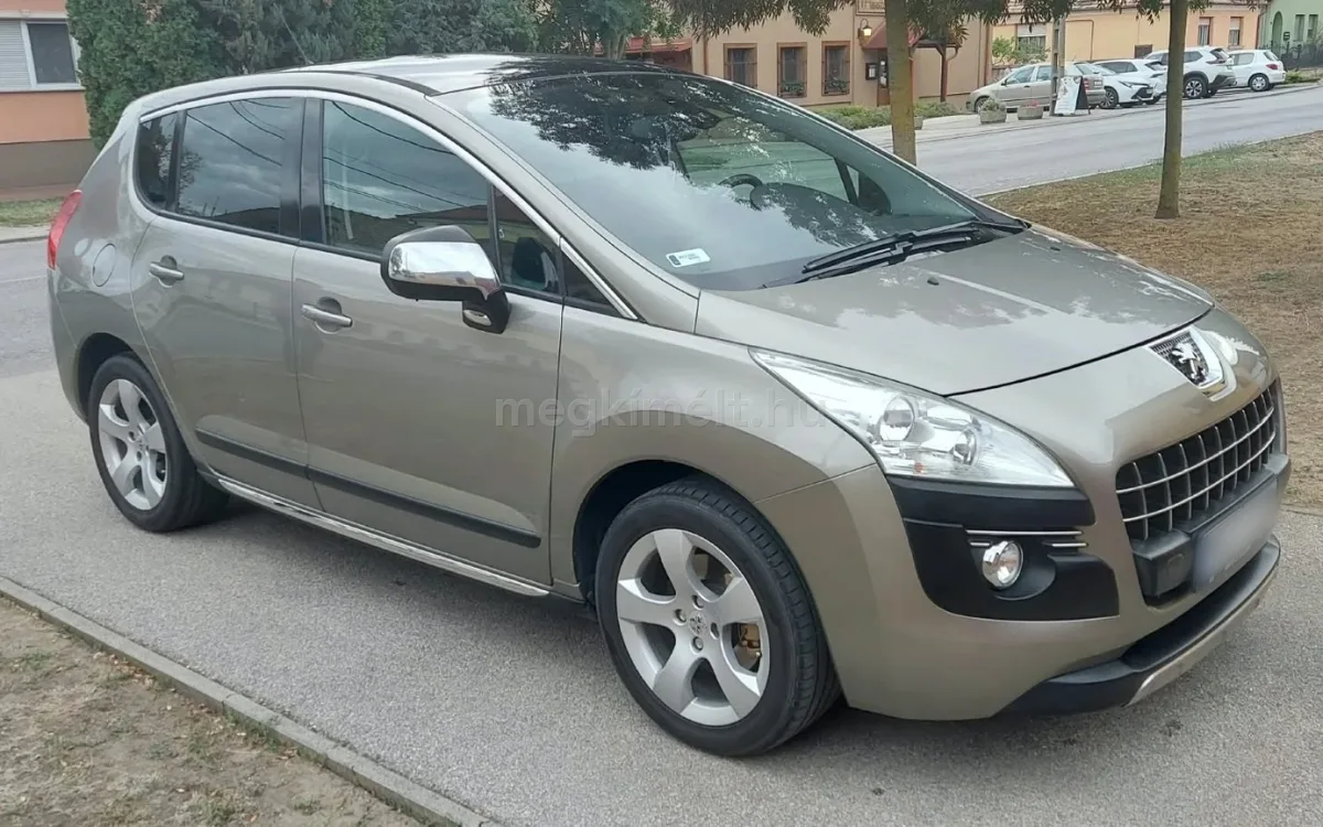 Peugeot 3008 2012