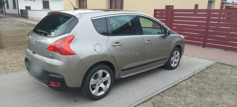 Peugeot 3008 2012