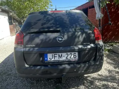 Opel Vectra 2004 (miniatűr)