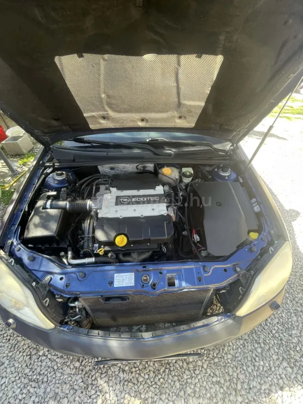 Opel Vectra 2004