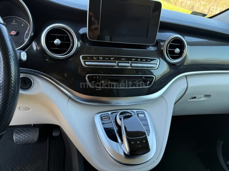 Mercedes-Benz V 220 2014