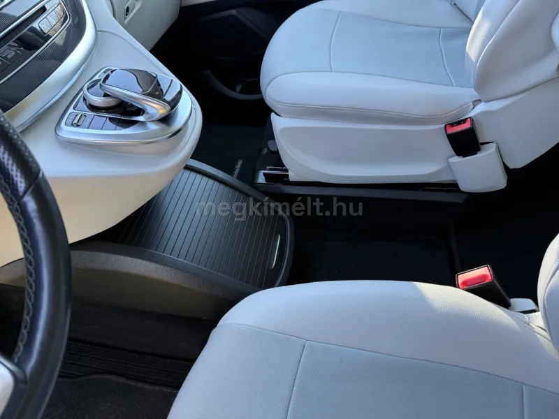 Mercedes-Benz V 220 2014