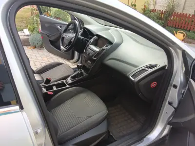 Ford Focus 2016 (miniatűr)