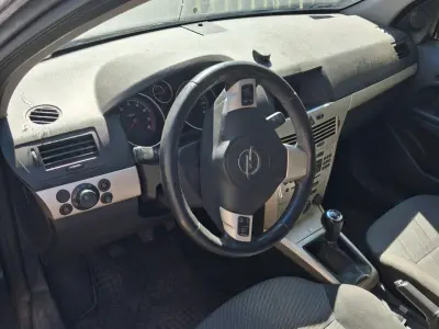 Opel Astra 2008 (miniatűr)