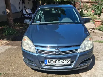 Opel Astra 2008 (miniatűr)