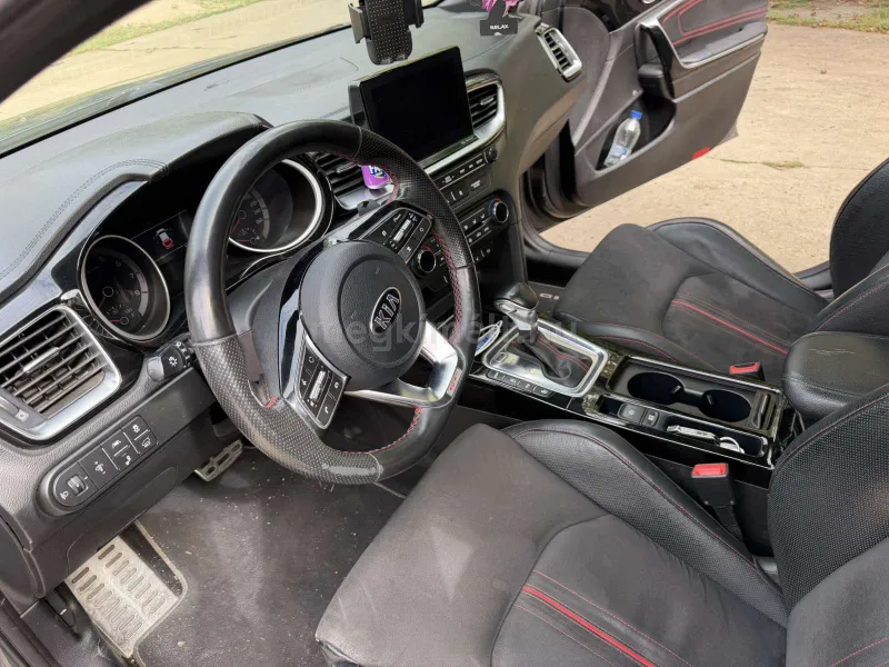 Kia pro cee'd / ProCeed 2019