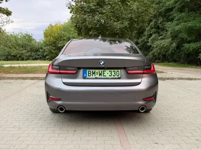 BMW 330 2019 (miniatűr)