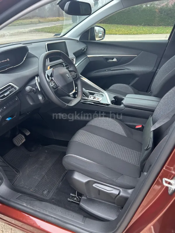 Peugeot 5008 2022