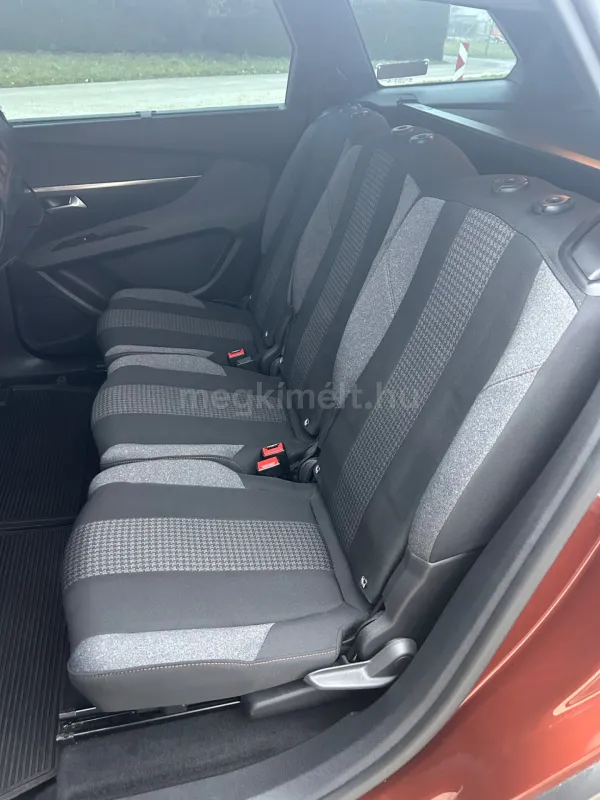 Peugeot 5008 2022