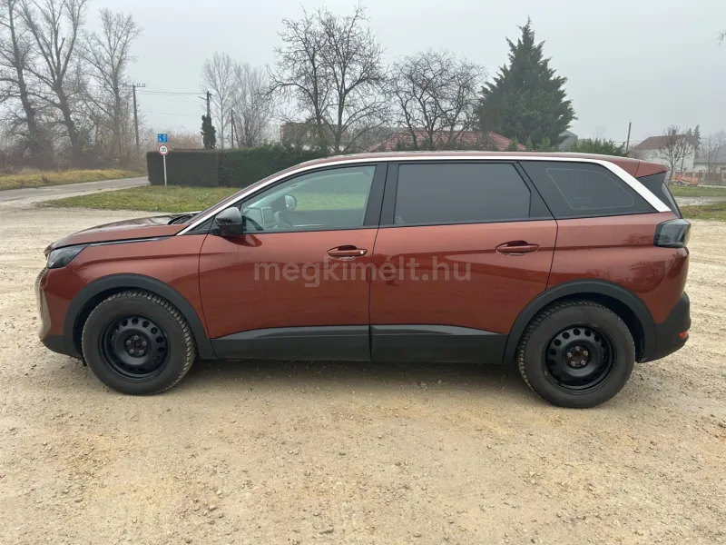 Peugeot 5008 2022