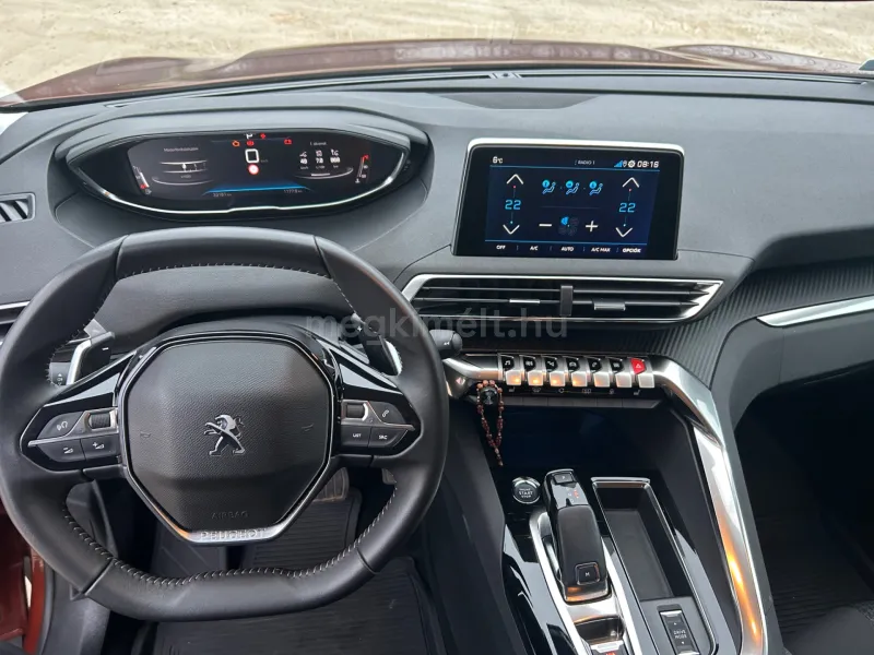 Peugeot 5008 2022