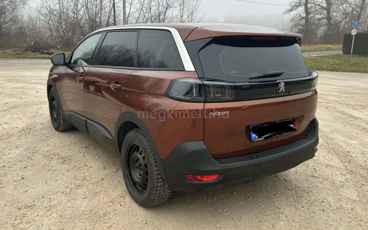 Peugeot 5008 2022