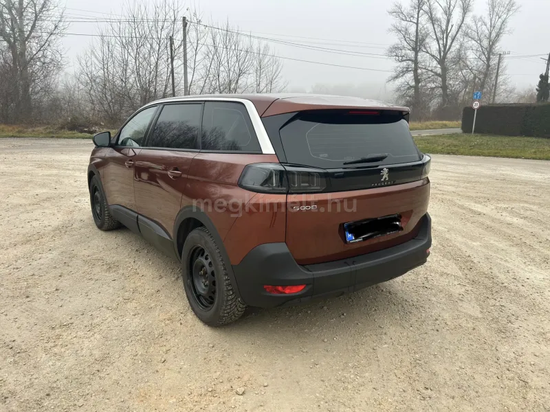 Peugeot 5008 2022
