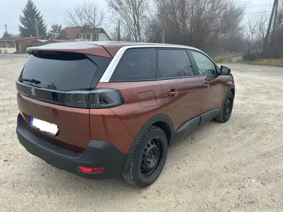 Peugeot 5008 2022 (miniatűr)
