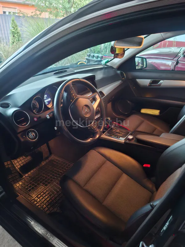 Mercedes-Benz C 220 2012