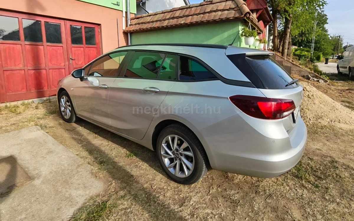 Opel Astra 2020
