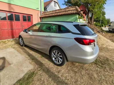 Opel Astra 2020 (miniatűr)