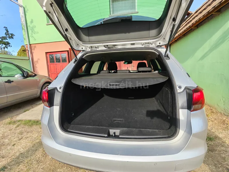 Opel Astra 2020