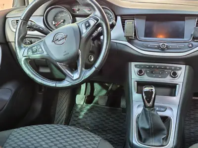 Opel Astra 2020 (miniatűr)