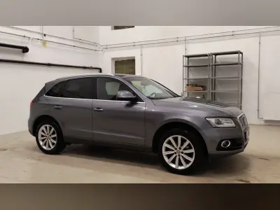 Audi Q5 2015 (miniatűr)