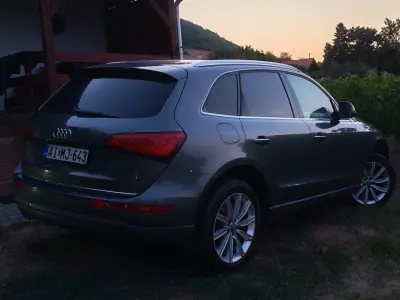 Audi Q5 2015 (miniatűr)