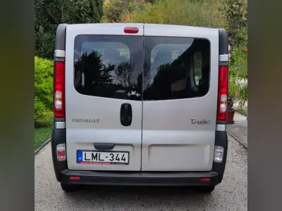 Renault Trafic 2007 (miniatűr)