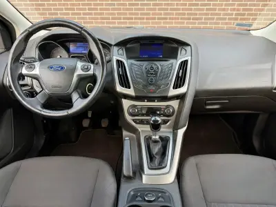 Ford Focus 2014 (miniatűr)