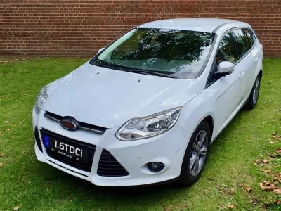 Ford Focus 2014 (miniatűr)