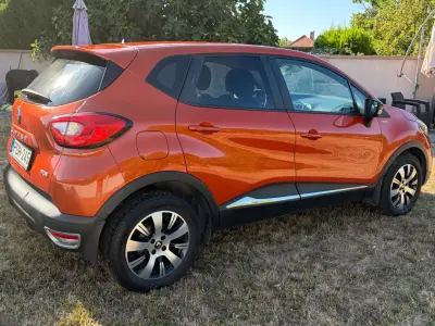 Renault Captur 2016 (miniatűr)