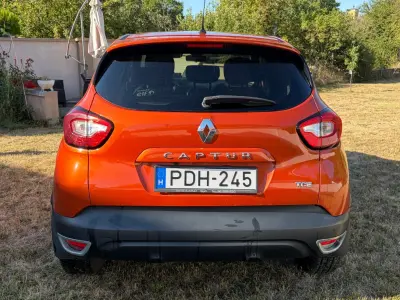 Renault Captur 2016 (miniatűr)