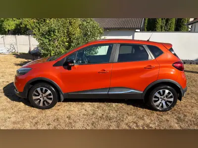 Renault Captur 2016 (miniatűr)