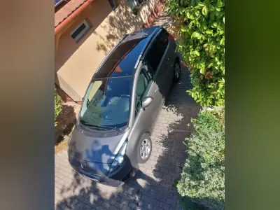 Peugeot 5008 2015 (miniatűr)