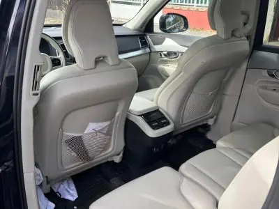 Volvo XC90 2018 (miniatűr)