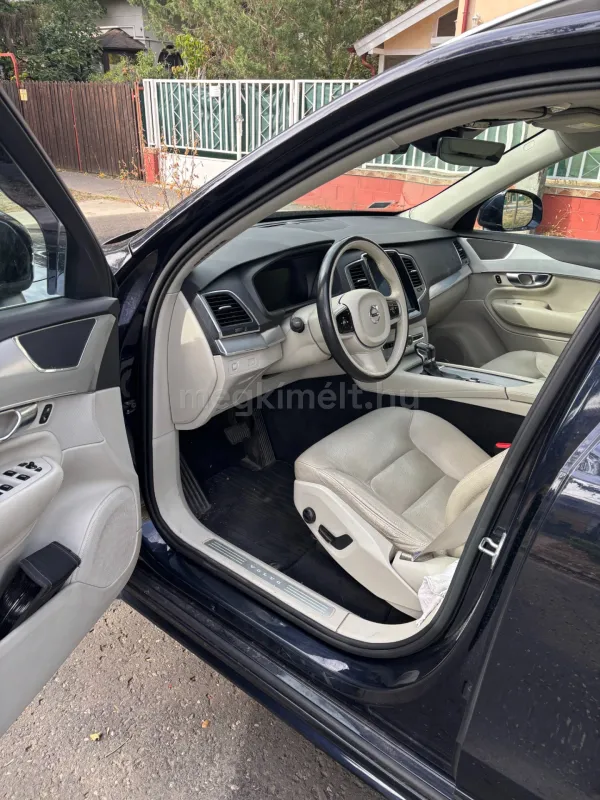 Volvo XC90 2018