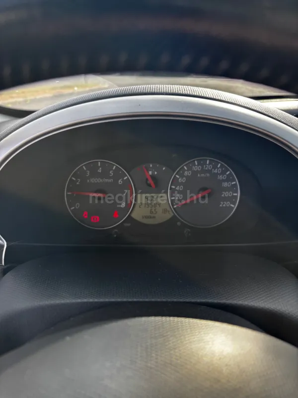 Nissan Micra 2010
