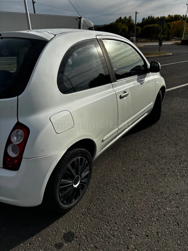 Nissan Micra 2010