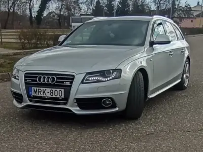 Audi A4 2009 (miniatűr)