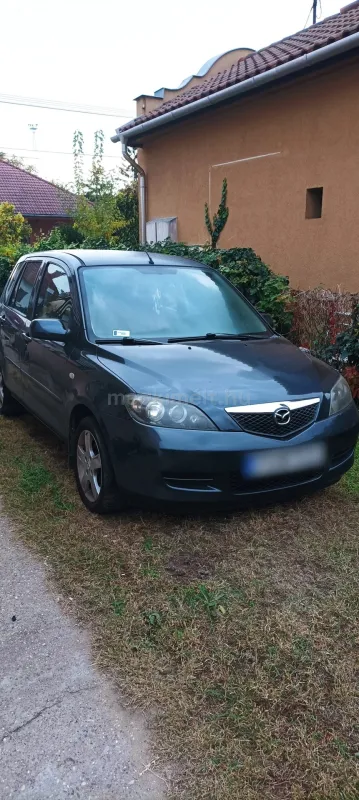 Mazda 2 2005