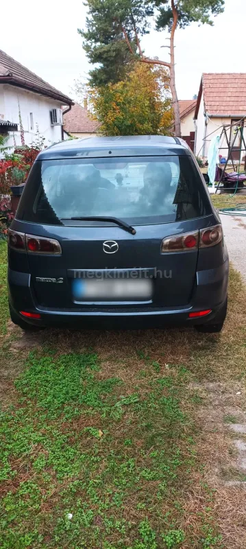Mazda 2 2005
