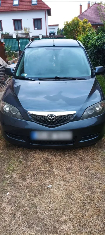 Mazda 2 2005