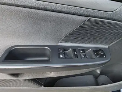 Volkswagen Golf 2009 (miniatűr)