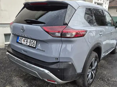 Nissan X-Trail 2023 (miniatűr)