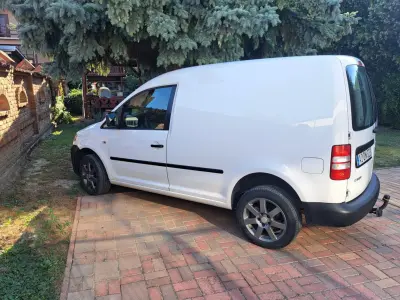 Volkswagen Caddy 2015 (miniatűr)